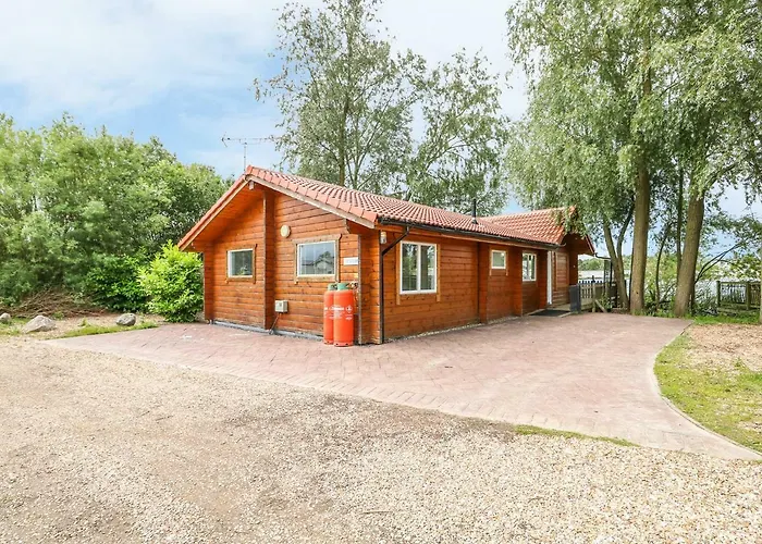 Teal Lodge